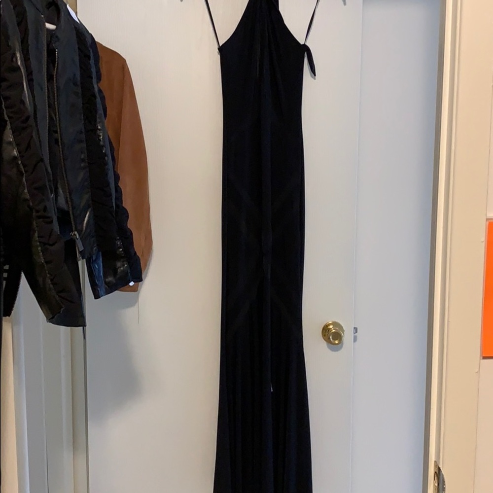 Kelly Rowland look alike dress